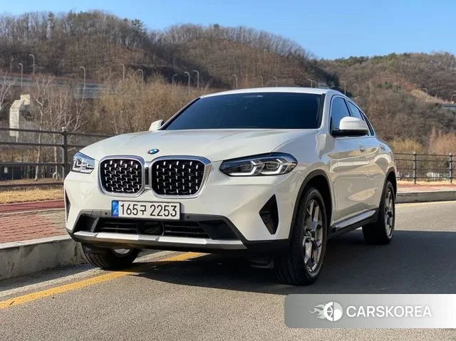 BMW X4 (G02) 2022 Белый из Кореи