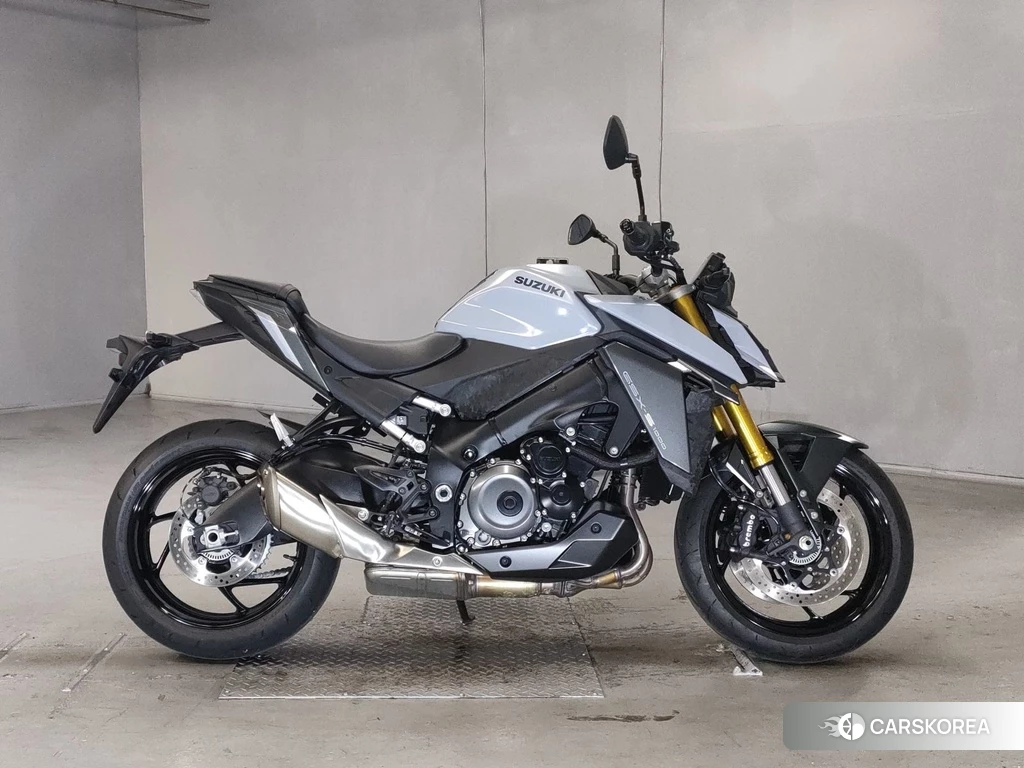 Проданный Suzuki GSX-S1000 2023 из Японии