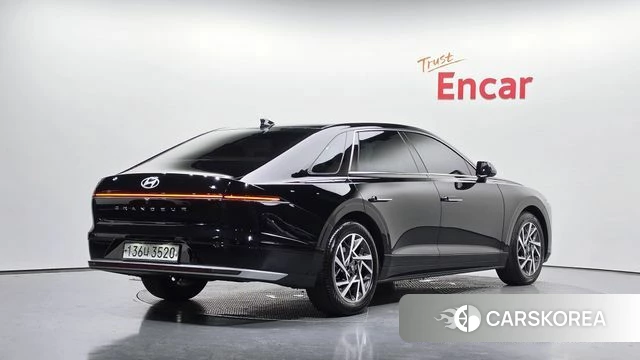 Hyundai Grandeur Hybrid (GN7) 2023 Черный из Кореи