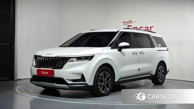 Kia Carnival 4th generation 2023 Белый из Кореи