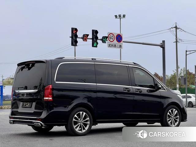 Mercedes-Benz V-class 2021 Черный из Китая