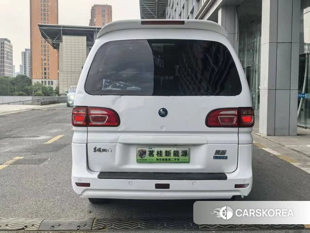 Dongfeng popular Lingzhi New Energy 2022 Белый из Китая