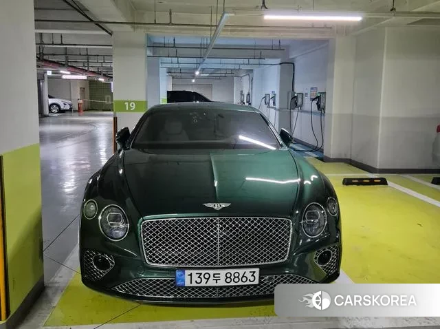 Bentley Continental GT 3rd Generation 2019 Зеленый из Кореи