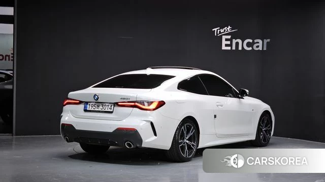 BMW 4 Series (G22) 2022 Белый из Кореи