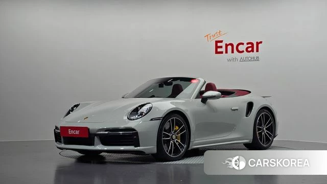 Porsche 911(992) 2021 Серебристо-серый из Кореи