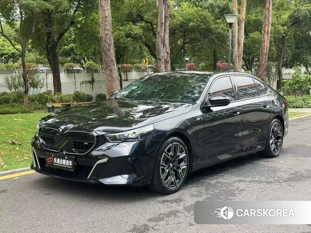 BMW 5 series 2024 Черный из Китая