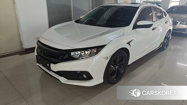 Honda Civic 2021 Белый из Китая