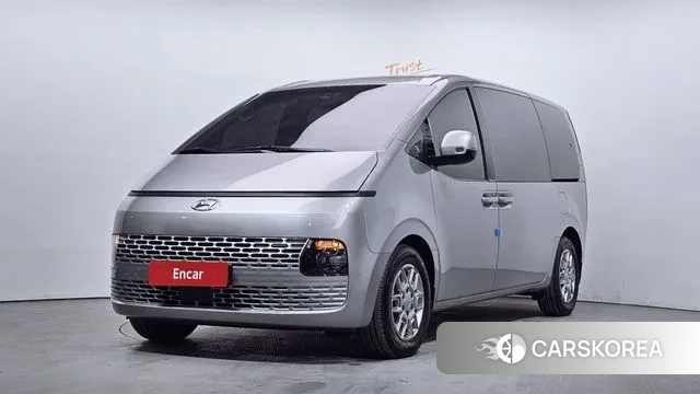 Hyundai Staria 2021 Серебряный из Кореи