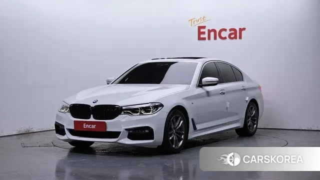 BMW 5 Series (G30) 2018 Белый из Кореи