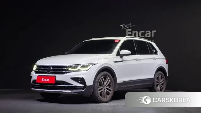 Volkswagen Tiguan second Generation 2022 Белый из Кореи