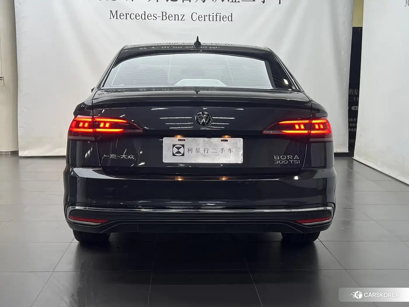 Volkswagen Bora 2023 Черный из Китая