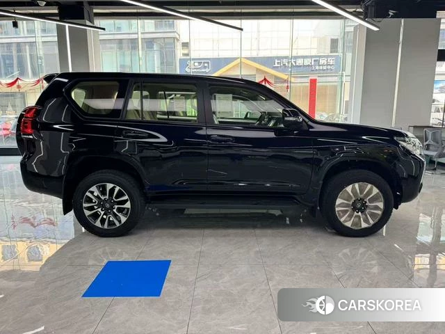 Toyota Prado (imported) 2023 Черный из Китая