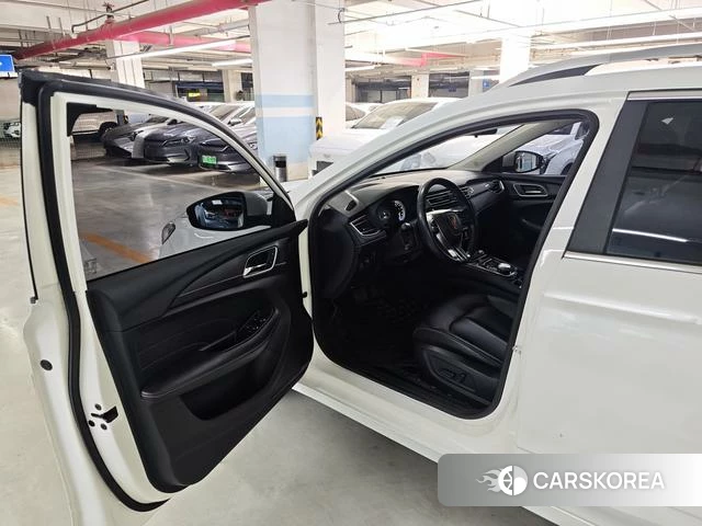 Roewe Ei5 2018 Белый из Китая