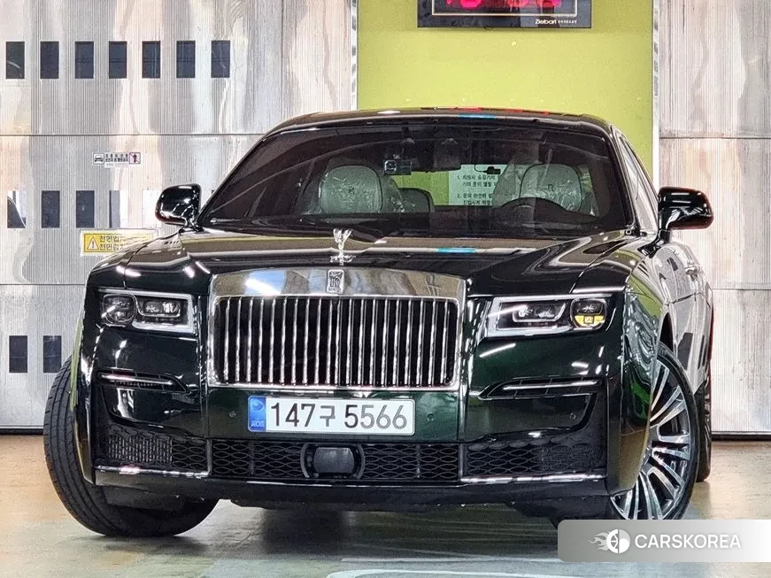 Rolls-Royce Ghost 2nd Generation 2021 Темно-зеленый из Кореи