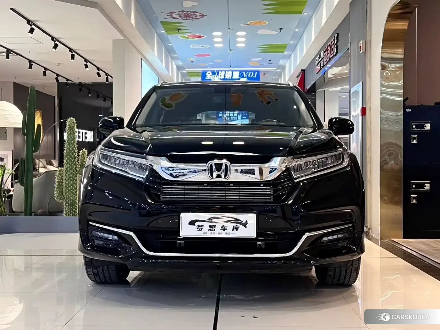 Honda Crown Road 2023 Черный из Китая
