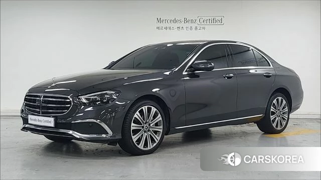 Mercedes-Benz E-Class W213 2022 Серый из Кореи