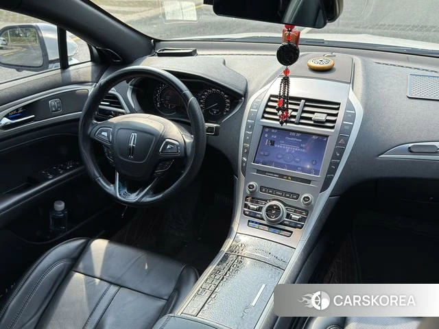 Lincoln MKZ 2021 Белый из Китая