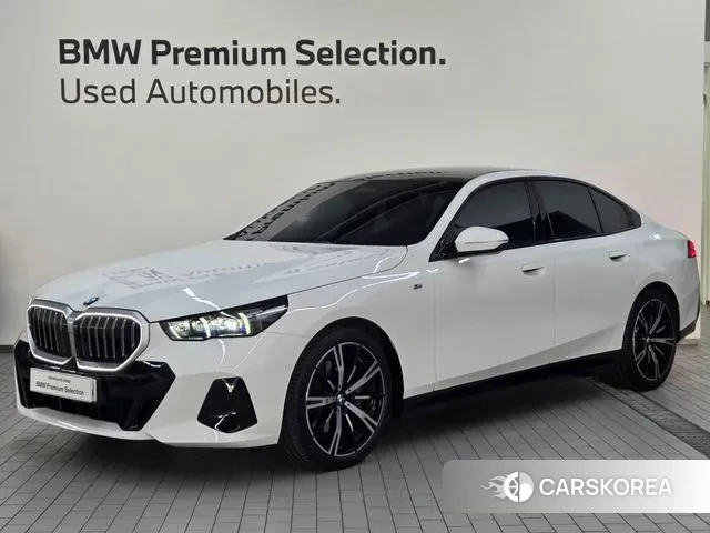 BMW 5 Series (G60) 2023 Белый из Кореи