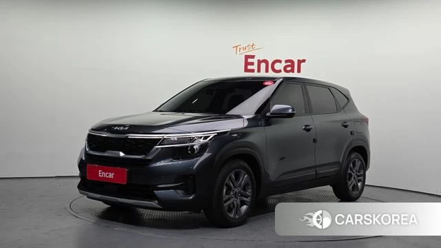 Kia Seltos 2022 Серый из Кореи