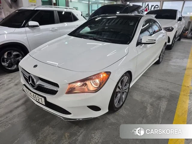 Mercedes-Benz CLA-Class C117 2018 Белый из Кореи