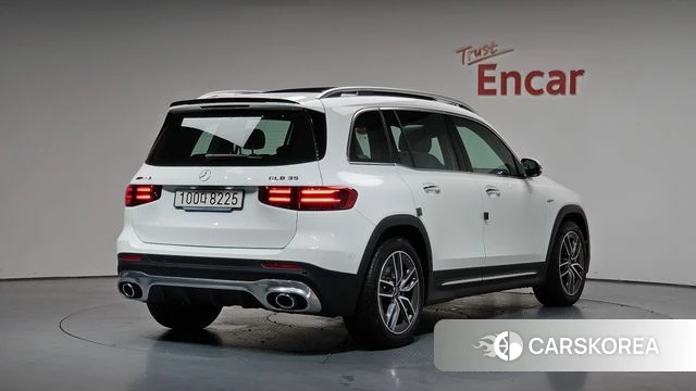 Mercedes-Benz GLB-Class X247 2025 Белый из Кореи