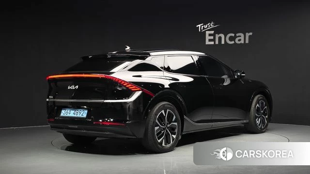 Kia EV6 2023 Черный из Кореи