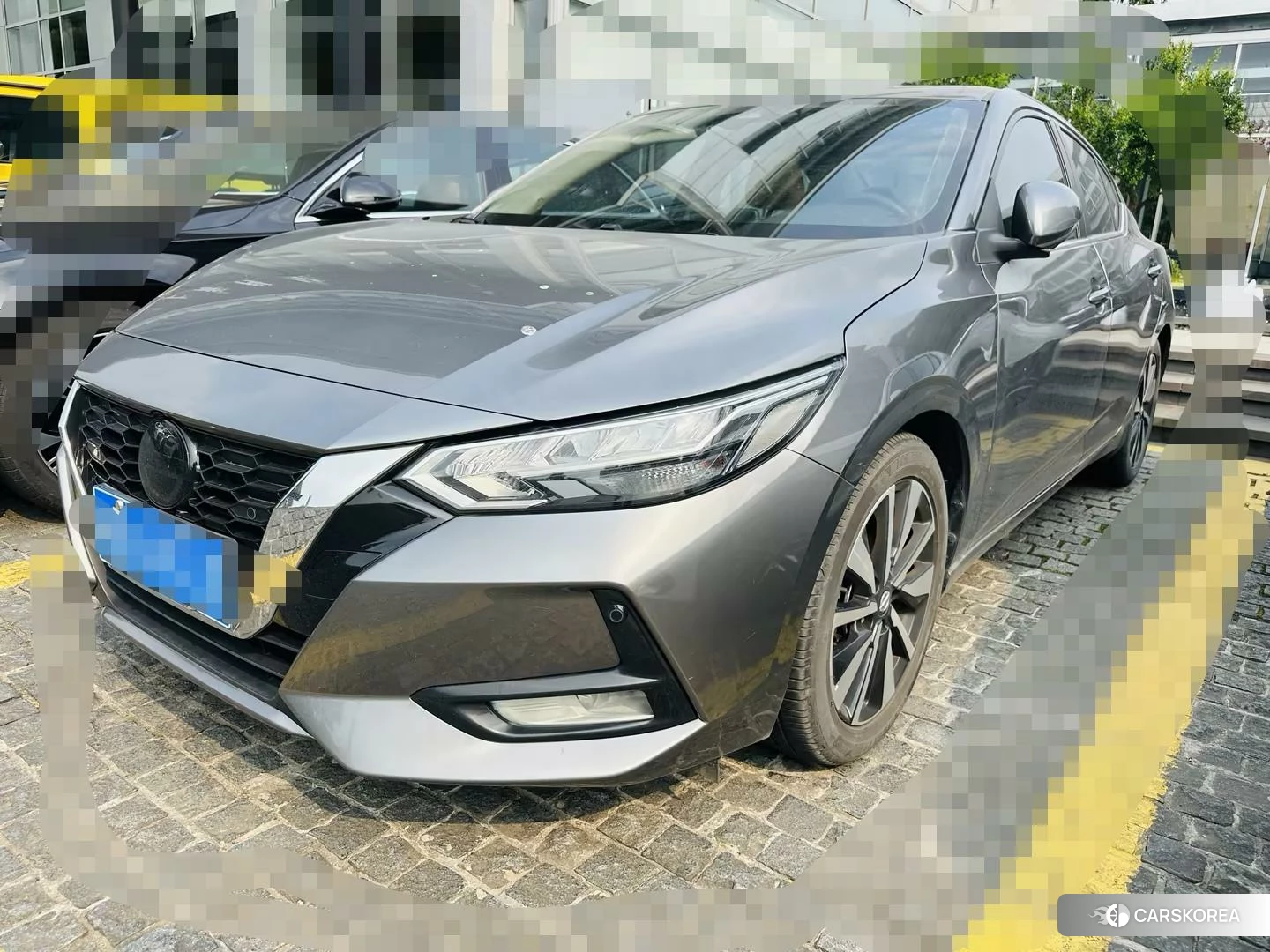 Nissan Xuan Yi 2021 Темно-серый из Китая