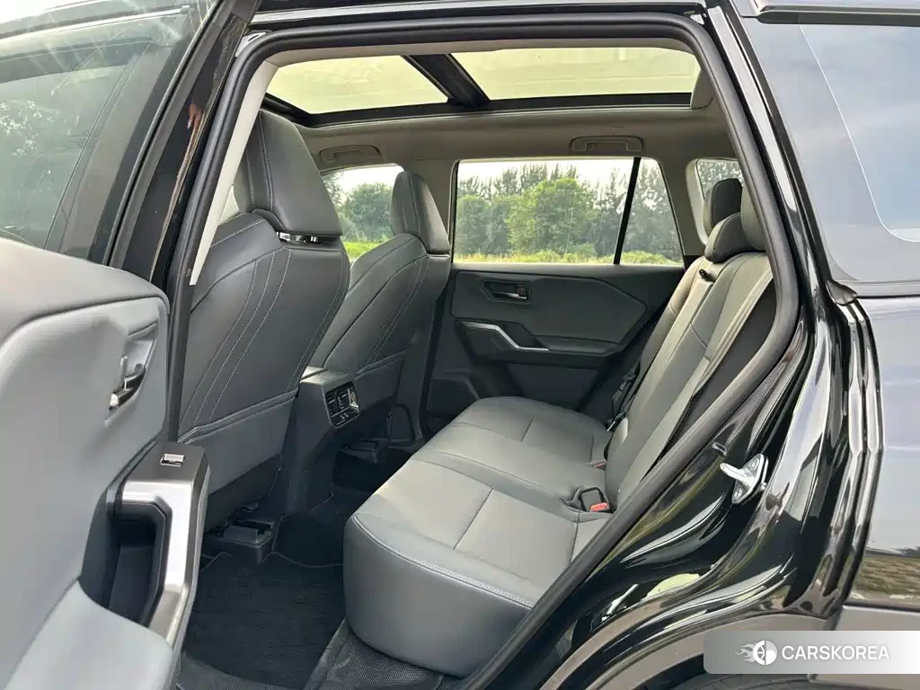 Toyota Wildlander 2026 Черный из Китая