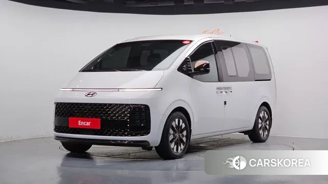 Hyundai Staria 2021 Белый из Кореи