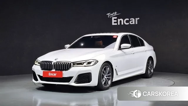 BMW 5 Series (G30) 2023 Белый из Кореи