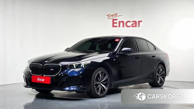 BMW 5 Series (G60) 2024 Черный из Кореи