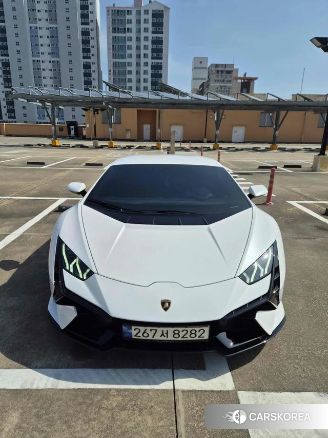 Lamborghini Huracan 2023 Белый из Кореи