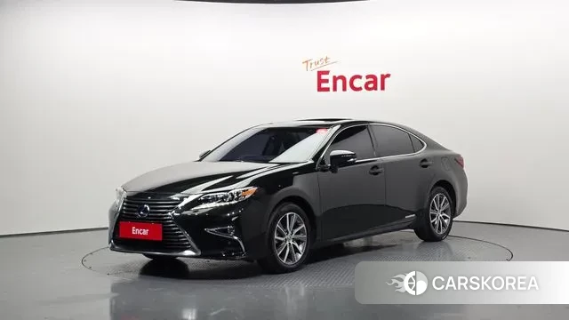 Lexus New ES300h 2018 Черный из Кореи