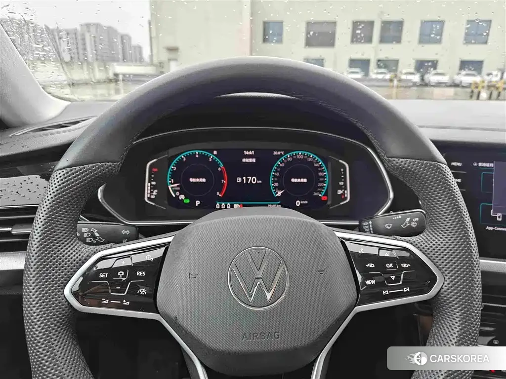 Volkswagen Passat 2024 Черный из Китая