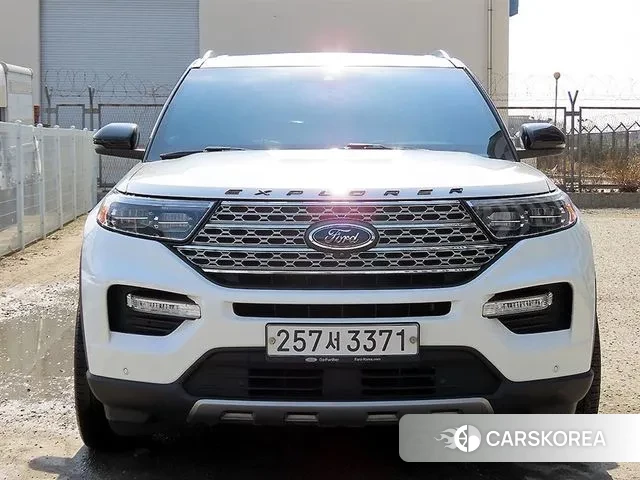 Ford Explorer 6th Generation 2020 Белый из Кореи