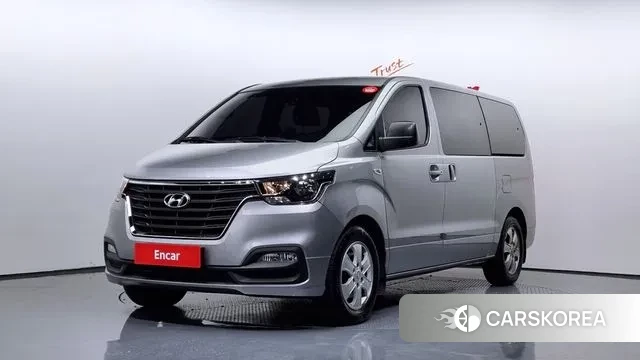 Hyundai The New Grand Starex 2020 Серебристо-серый из Кореи