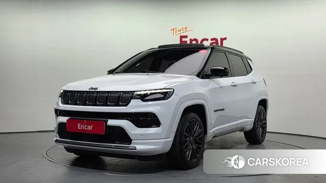 Jeep Compass 2nd Generation 2022 Белый из Кореи