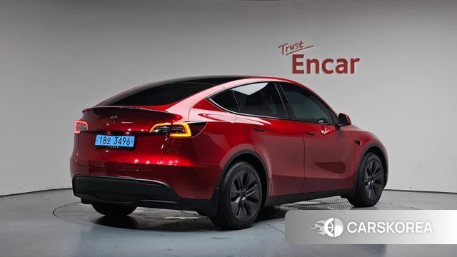 Tesla Model Y 2024 Красный из Кореи