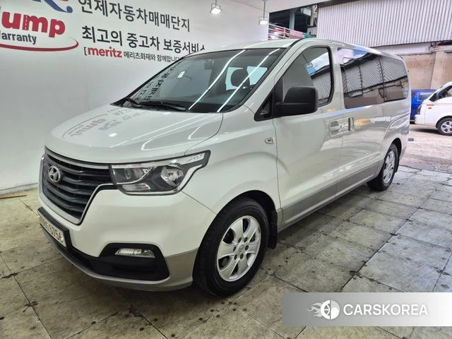 Hyundai The New Grand Starex 2019 Белый из Кореи