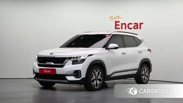 Kia Seltos 2021 Белый из Кореи