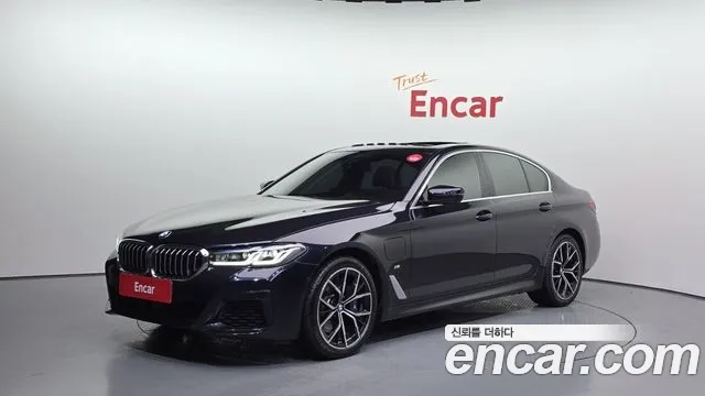 BMW 5 Series (G30) 2021 Черный из Кореи