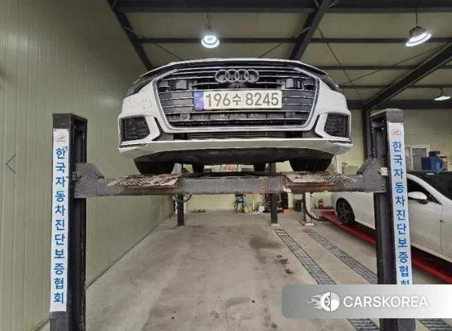 Audi A6 (C8) 2022 Белый из Кореи