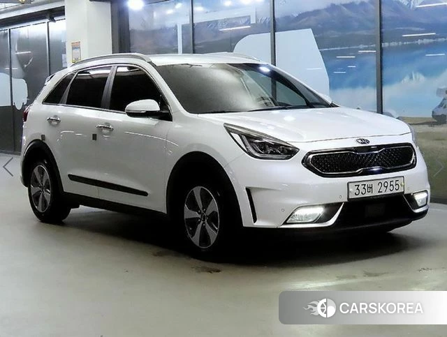 Kia Niro 2018 Белый из Кореи