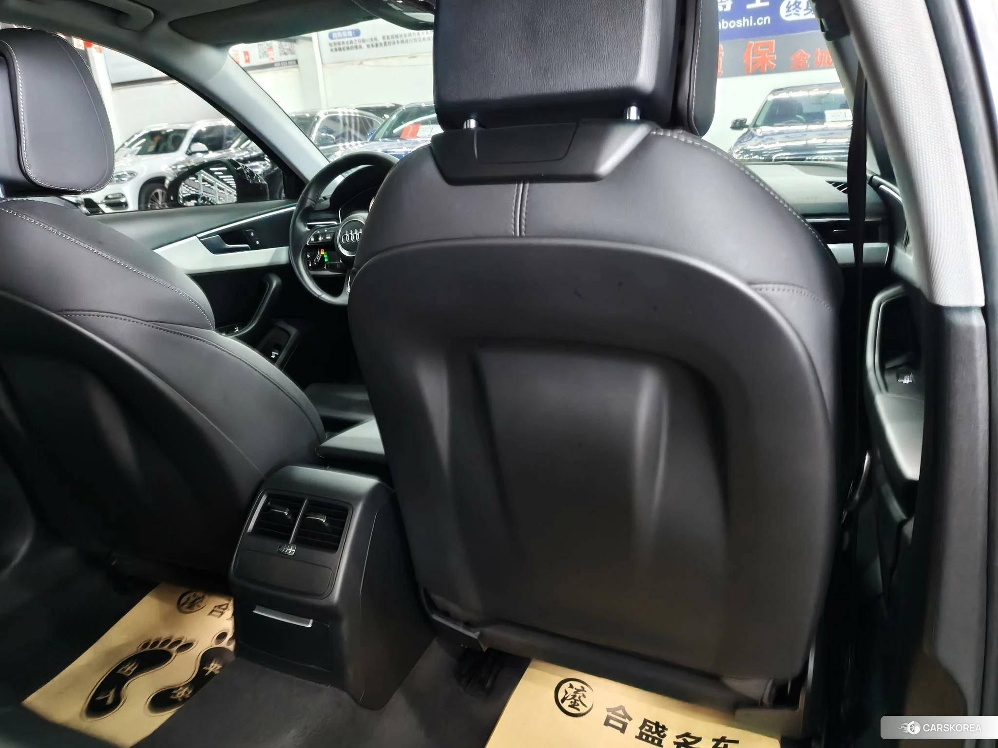 Audi A4L 2020 Белый из Китая