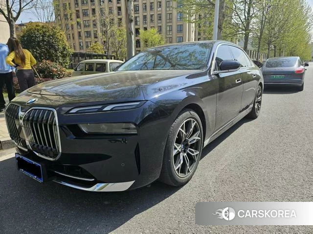 BMW 7 series 2024 Черный из Китая