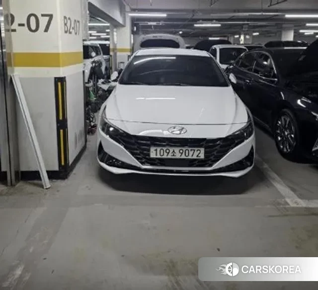 Hyundai Avante (CN7) 2021 Белый из Кореи