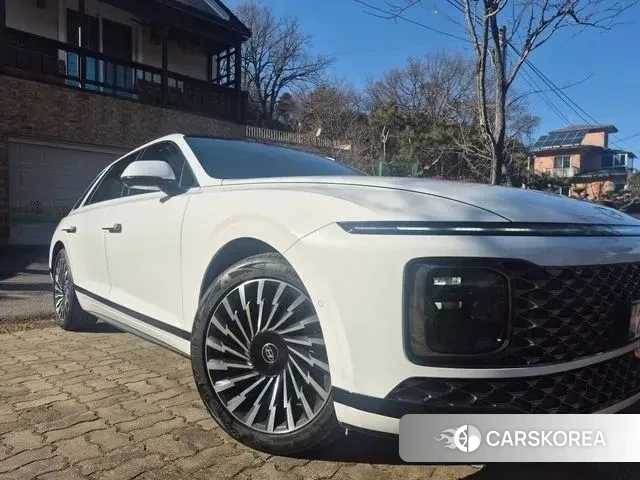 Hyundai Grandeur Hybrid (GN7) 2025 Жемчужный цвет из Кореи