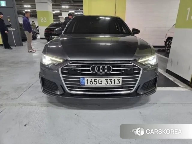 Audi A6 (C8) 2021 Серый из Кореи