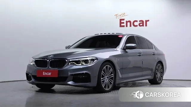 BMW 5 Series (G30) 2020 Серебристо-серый из Кореи