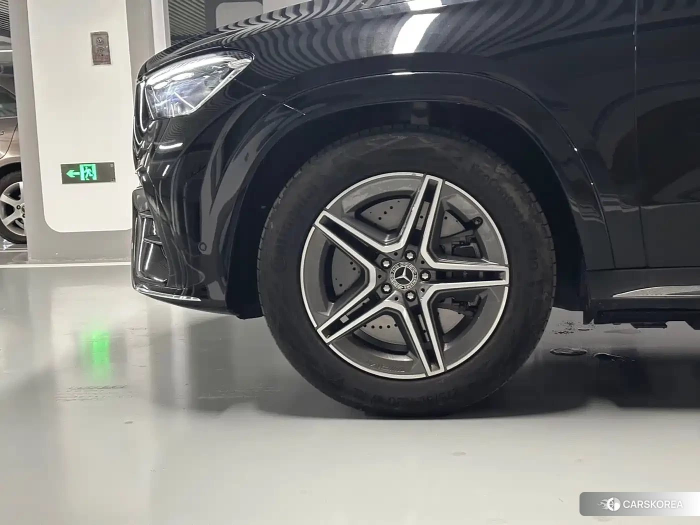 Mercedes-Benz GLE 2025 Черный из Китая, фото 2